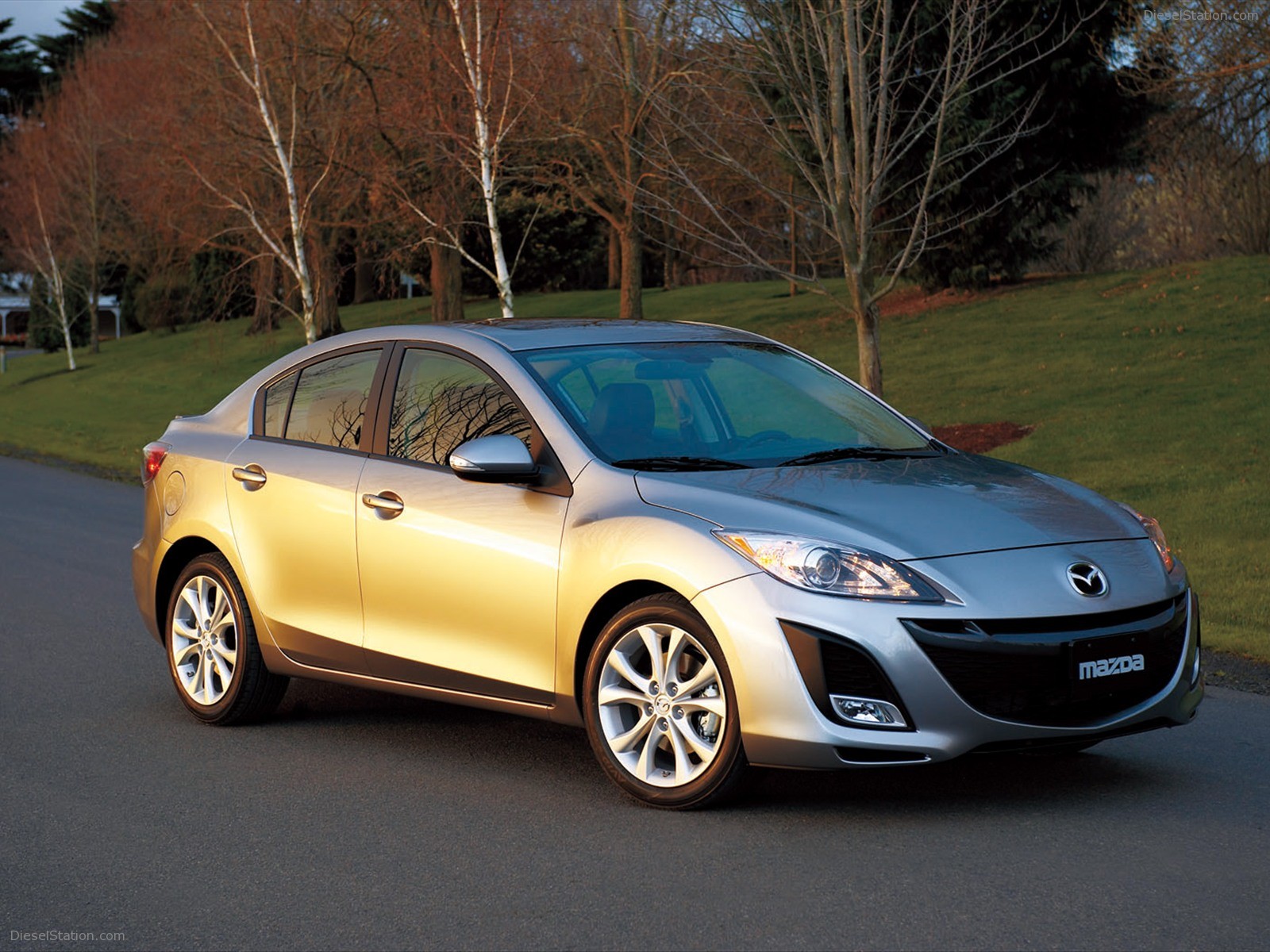 Mazda 3 Sedan 2010